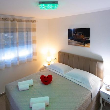 Apartments Jasa Deluxe Makarska Esterno foto
