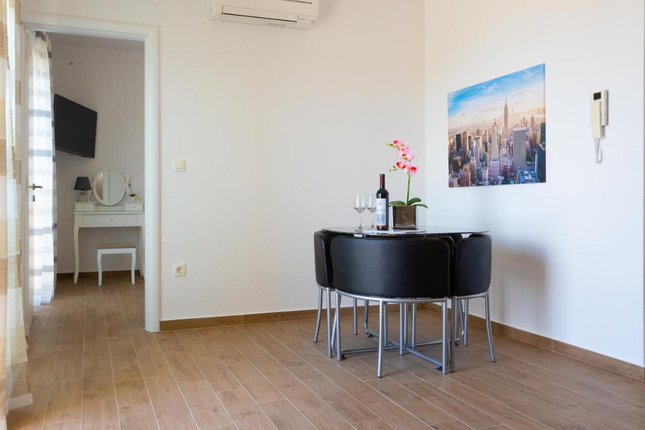 Apartments Jasa Deluxe Makarska Esterno foto