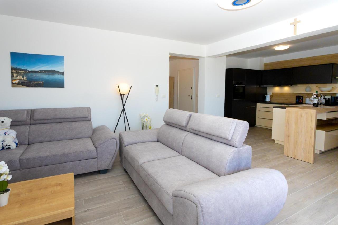 Apartments Jasa Deluxe Makarska Esterno foto