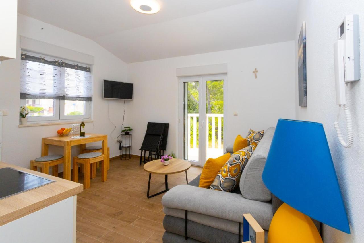 Apartments Jasa Deluxe Makarska Esterno foto