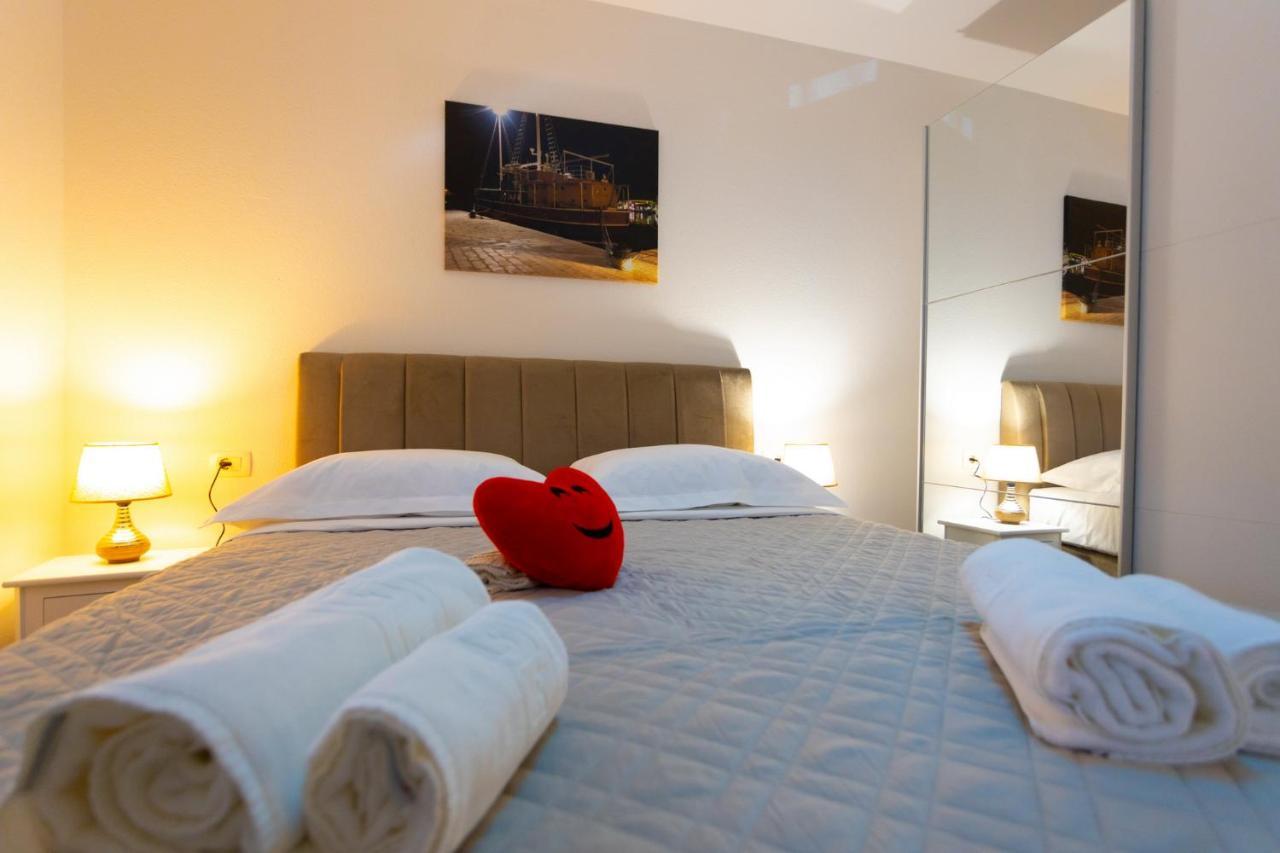 Apartments Jasa Deluxe Makarska Esterno foto